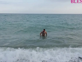 Gay pornstar Magic Javi’s solo scene on the beach with masturbation and a happy ending.