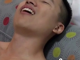 Straight twink gets anal pleasure and jerks off hard