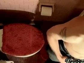 This is your chance to spy in an Asian gay male porn, don’t let it pass by.