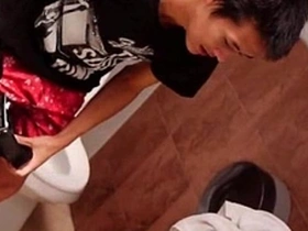 Gay twinks jerk off in Boxer Unloads 2