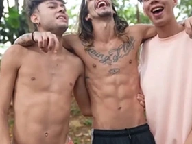 This is the making of a porn video with Caco Foxx, Enzo Matteuz, and Hanry Onlyjapa in a bareback scene.